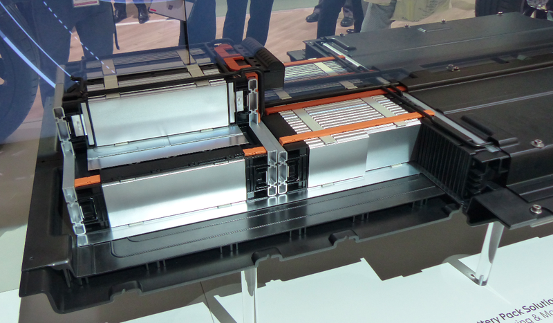 Illustration for article titled The Coolest Electrified Powertrain Tech I Found at the Paris Motor Show